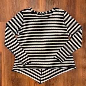Hannes Roether Women’s Large Wool Top Navy White Stripes Long Sleeves Point Hem